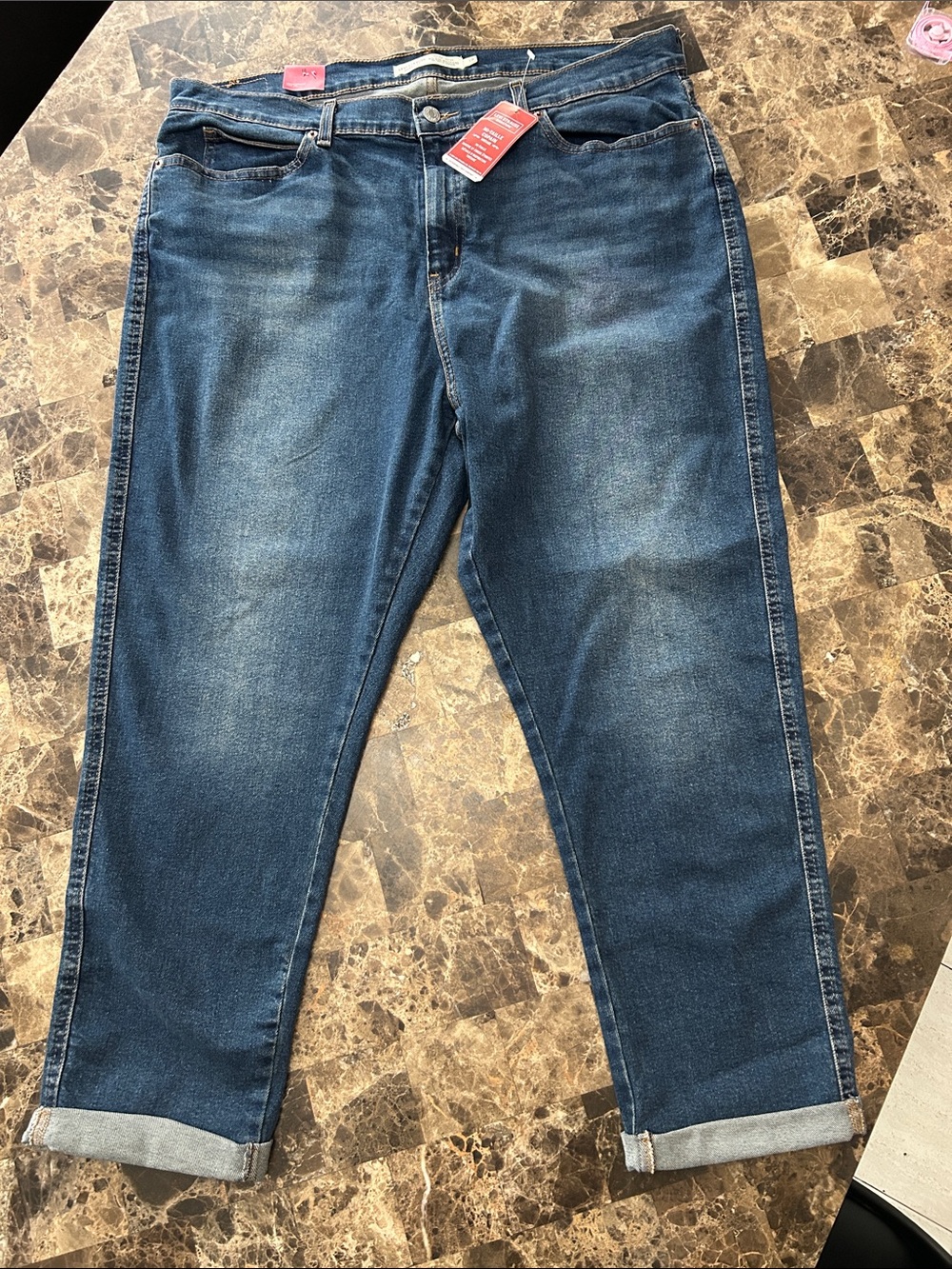 NEW 🆕 Levi’s Women’s Dark Blue Mid Rise Boyfriend Jeans size 18